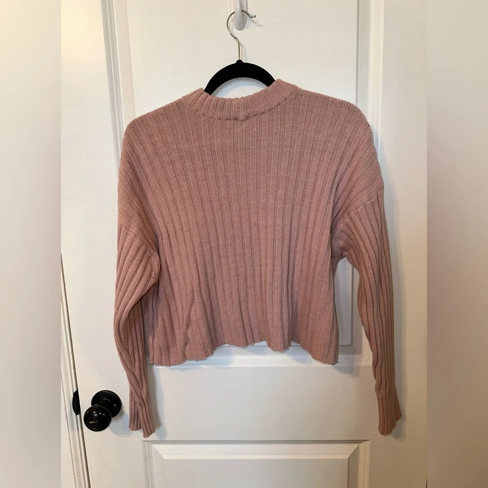 AE Cropped Rib Knit Sweater - Picture 7 of 9